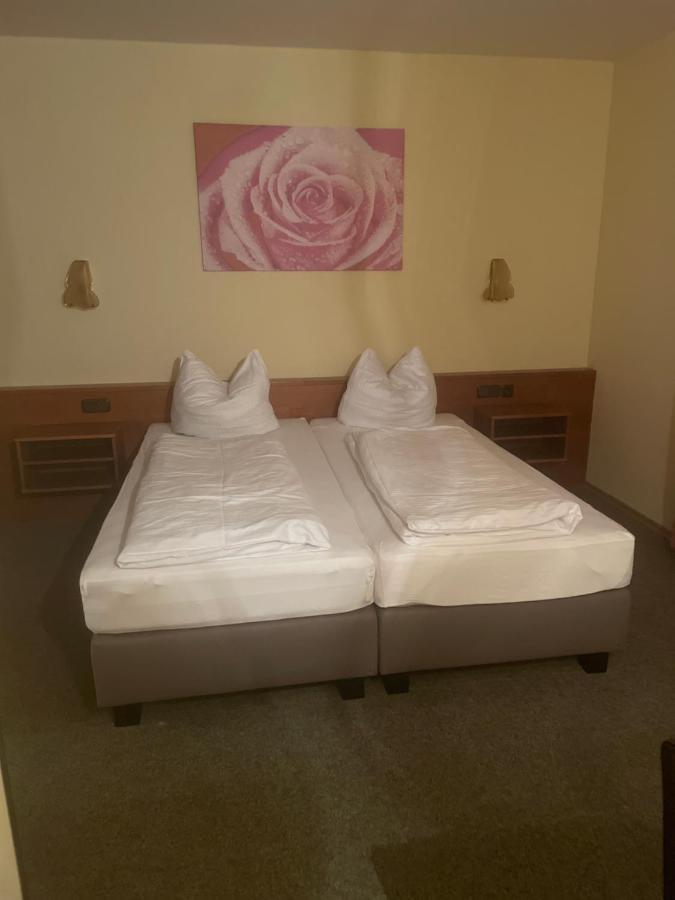 Hotel Zur Post Fromel Büchlberg Екстериор снимка